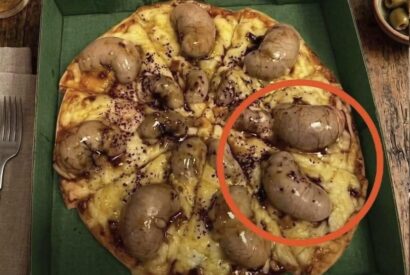 Thumbnail for I ordered a pizza in the evening. The delivery driver brought it to me.