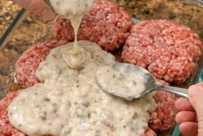 Thumbnail for Creamy Mushroom Ground Beef Crockpot Recipe (Easy Slow Cooker Dinner)