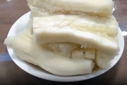Thumbnail for Over 200 People Are K**d By The “World’s D**dliest Food” Every Year, But Almost 500 Million People Still Eat It